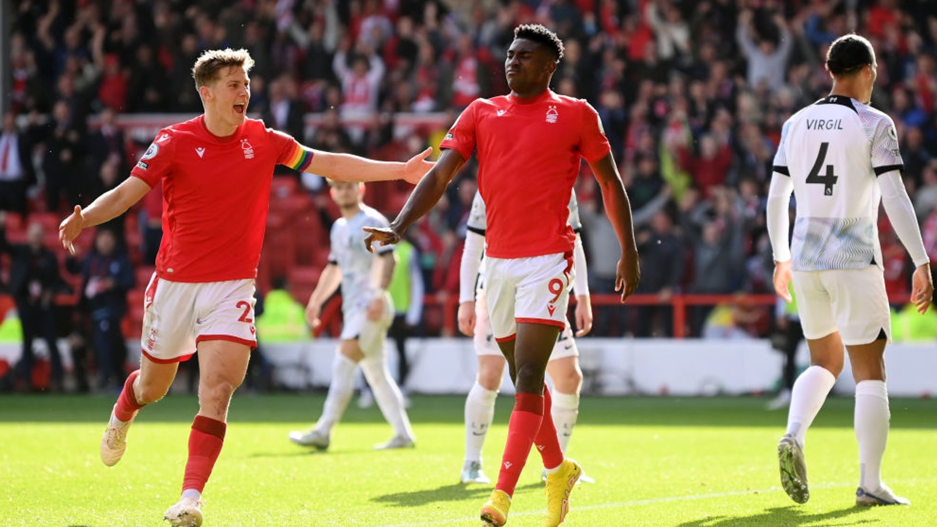 于团队凝聚 于团队凝聚